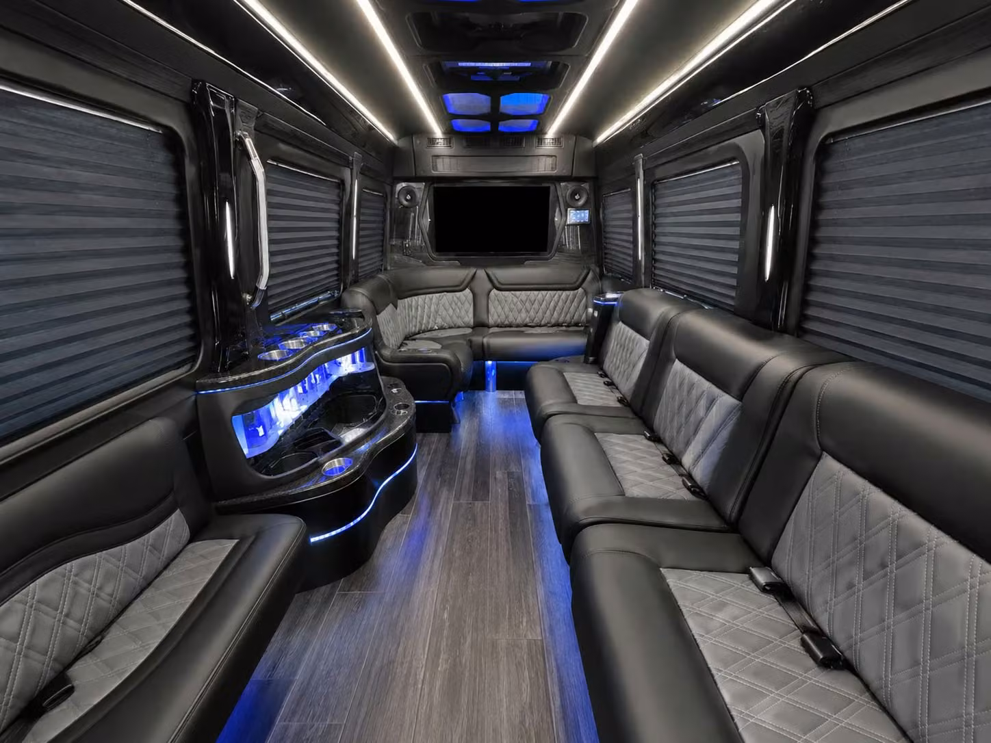 charterbusrentalsouthgateca com makes construction and worksite shuttle rentals in south gate straightforward