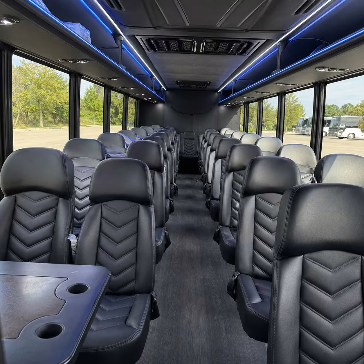 south gate 35 passenger minibus rental
